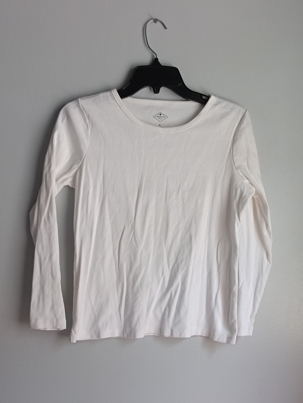 Women's White Long-Sleeve Cotton Tee Shirt